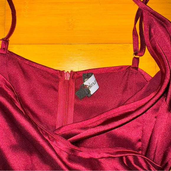 RED SATIN MINI DRESS - Picture 2 of 5